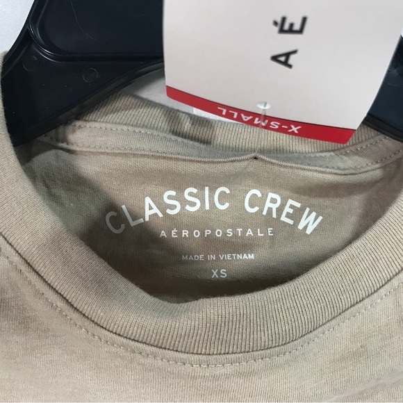 Aeropostale Short Sleeve Logo Floral Crew T-Shirt, Women's Size XS - Beige - Picture 4 of 9